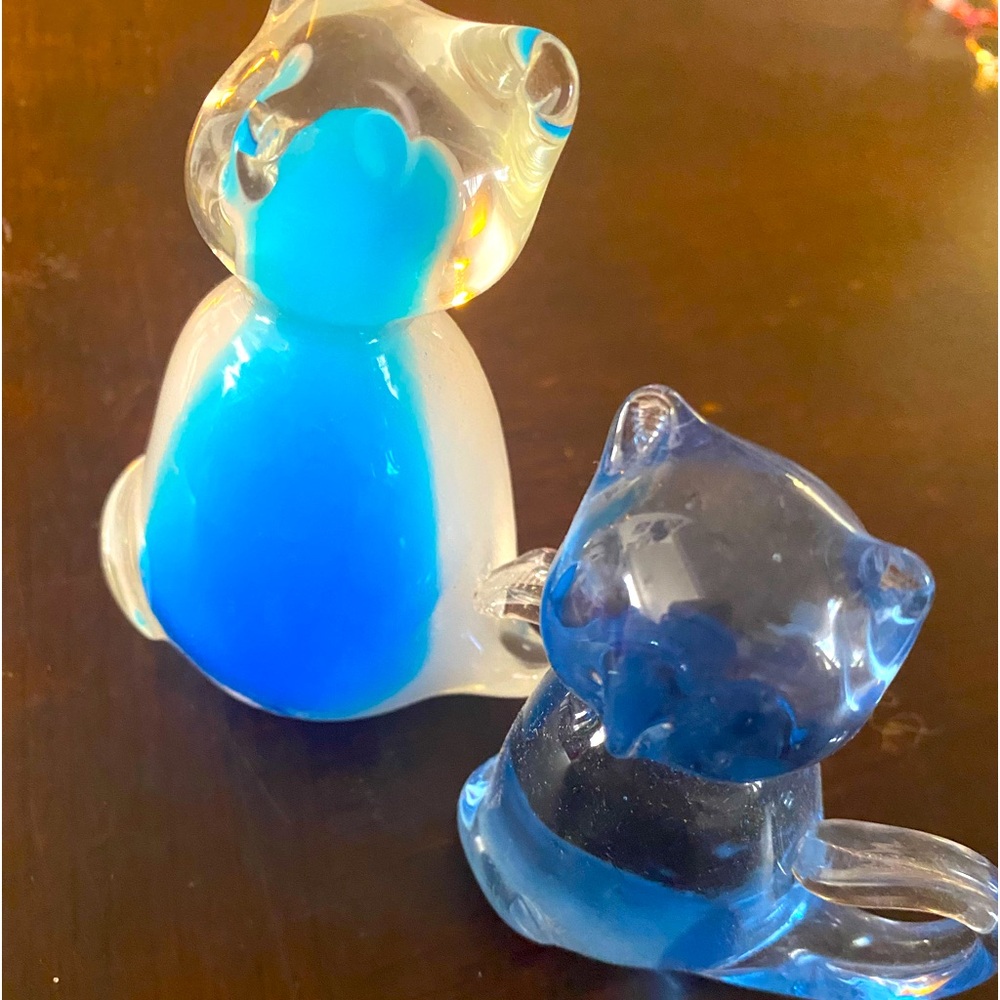 Glass cats